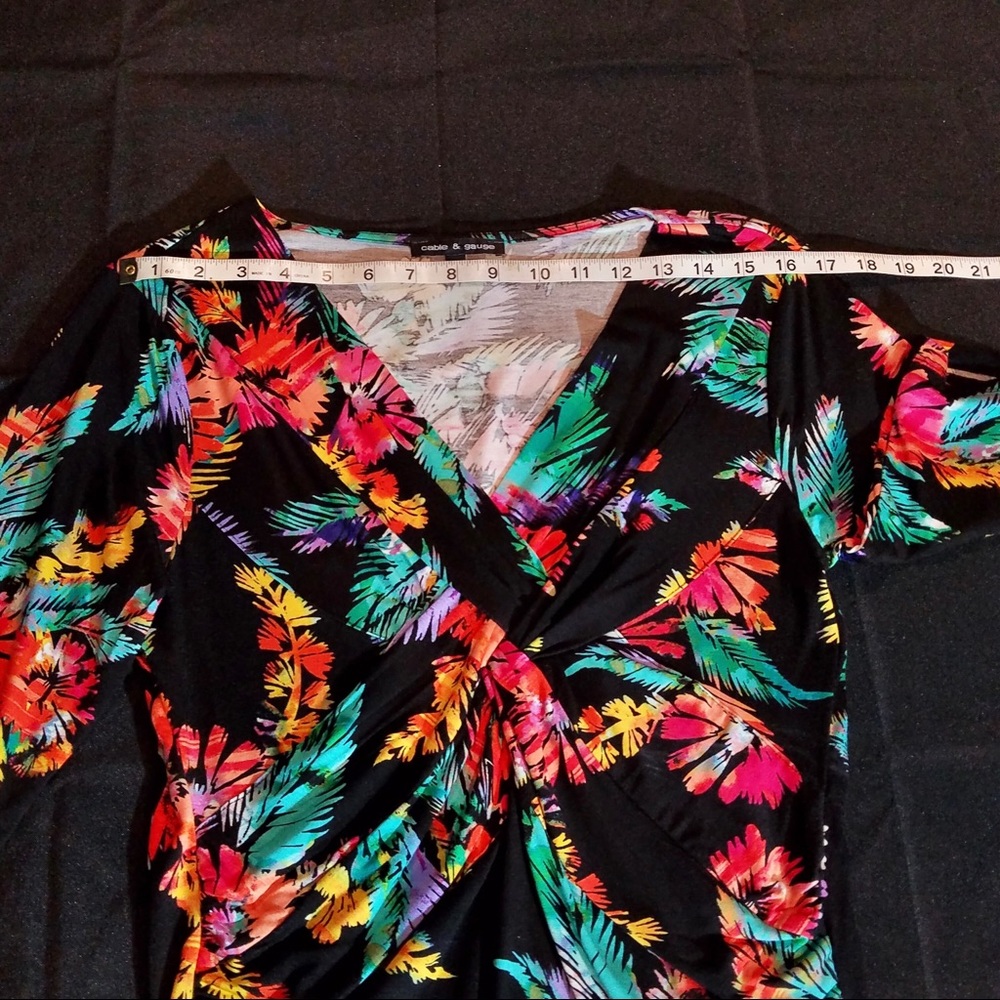 Cable & Gauge Floral Print Blouse.       044 - Picture 4 of 6